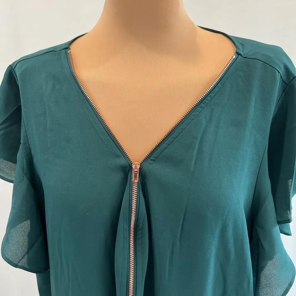 City Chic Zip V-Neck‎ Blouse NWOT - Image 2