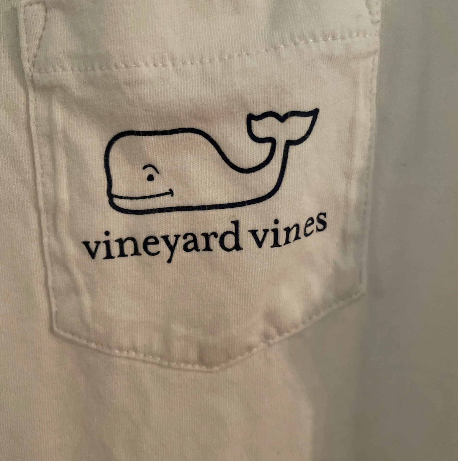 Vineyard Vines T-shirt - Image 3
