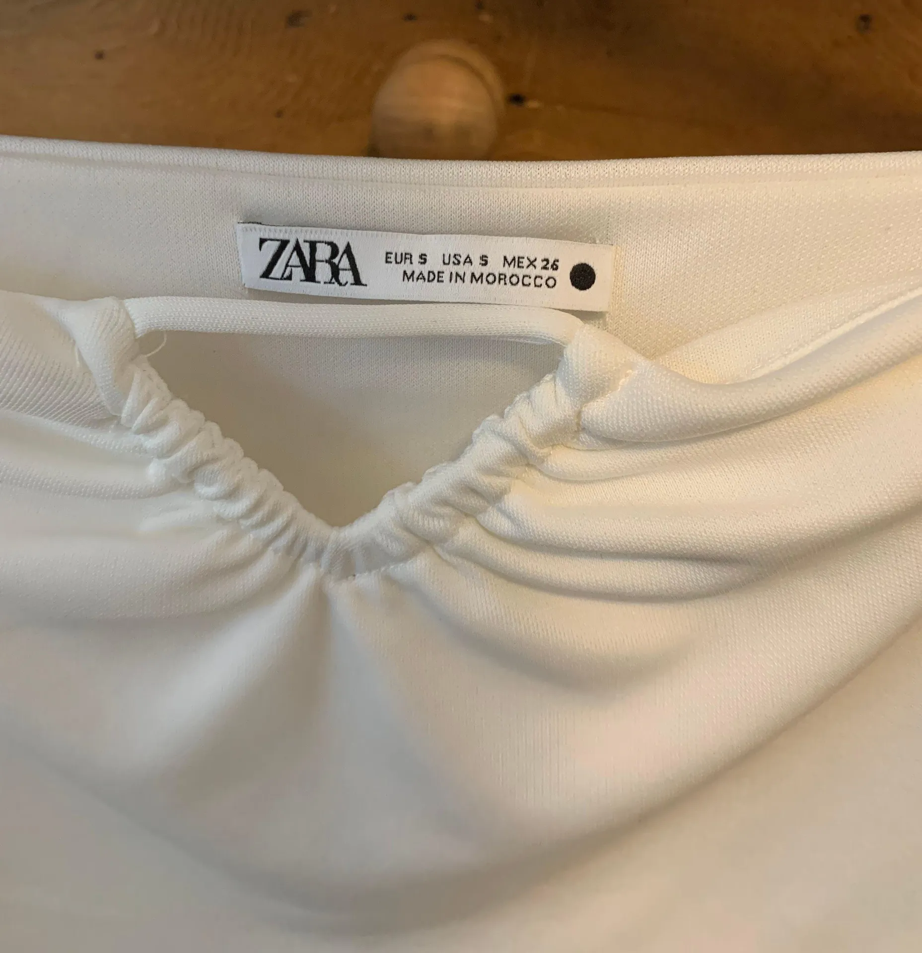 Long Sleeve Crop Top - Image 4