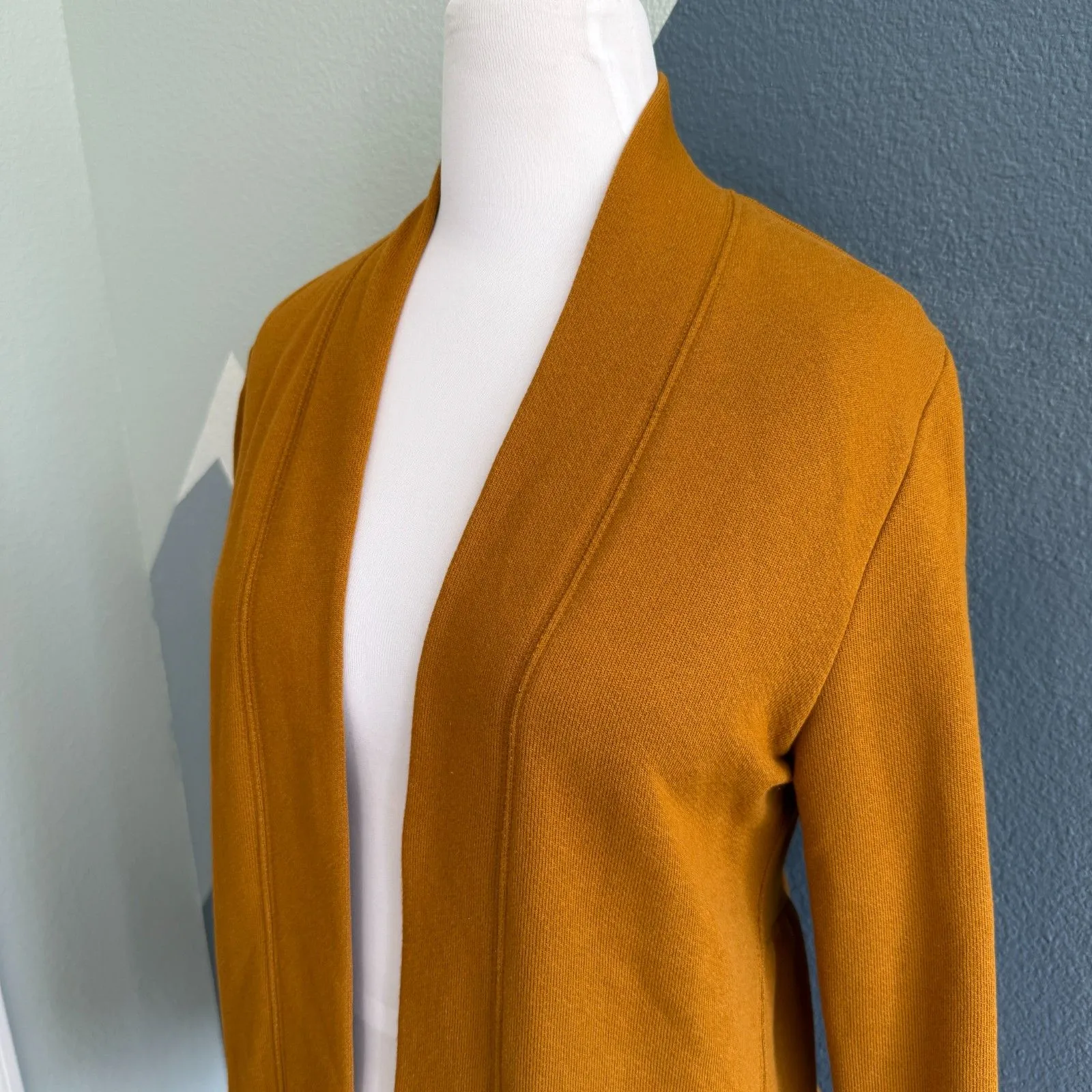 Anthropologie Cardigan Size Medium - Image 6