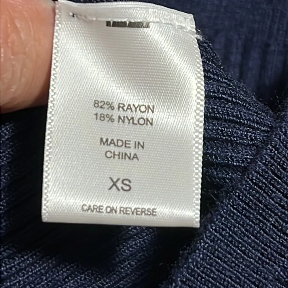 New York & Company size XS dark blue ribbed lace up v - Image 8