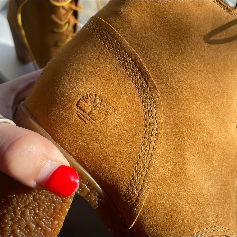 Timberland Classic Nubuck Wheat Allington Lace-Up Heel Ankle Boot - Image 6