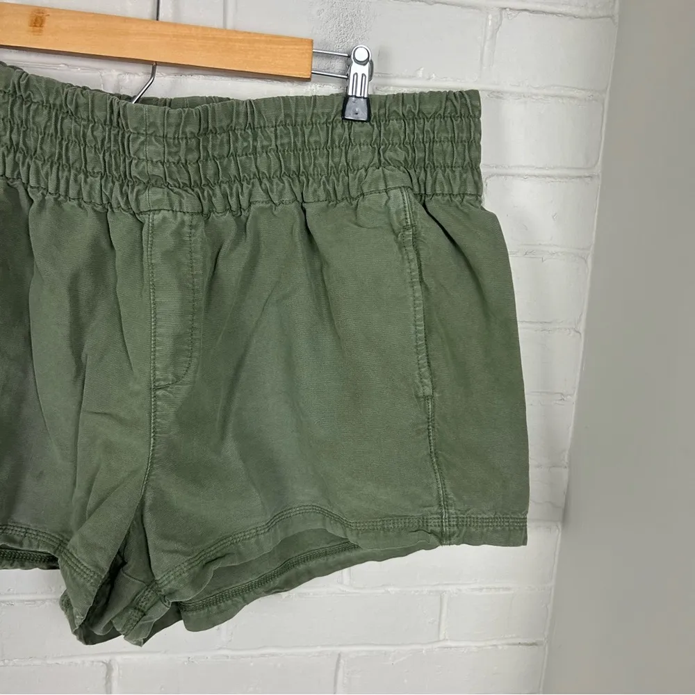 Aerie Babewatch Green Pull On Casual Shorts Size XL - Image 6
