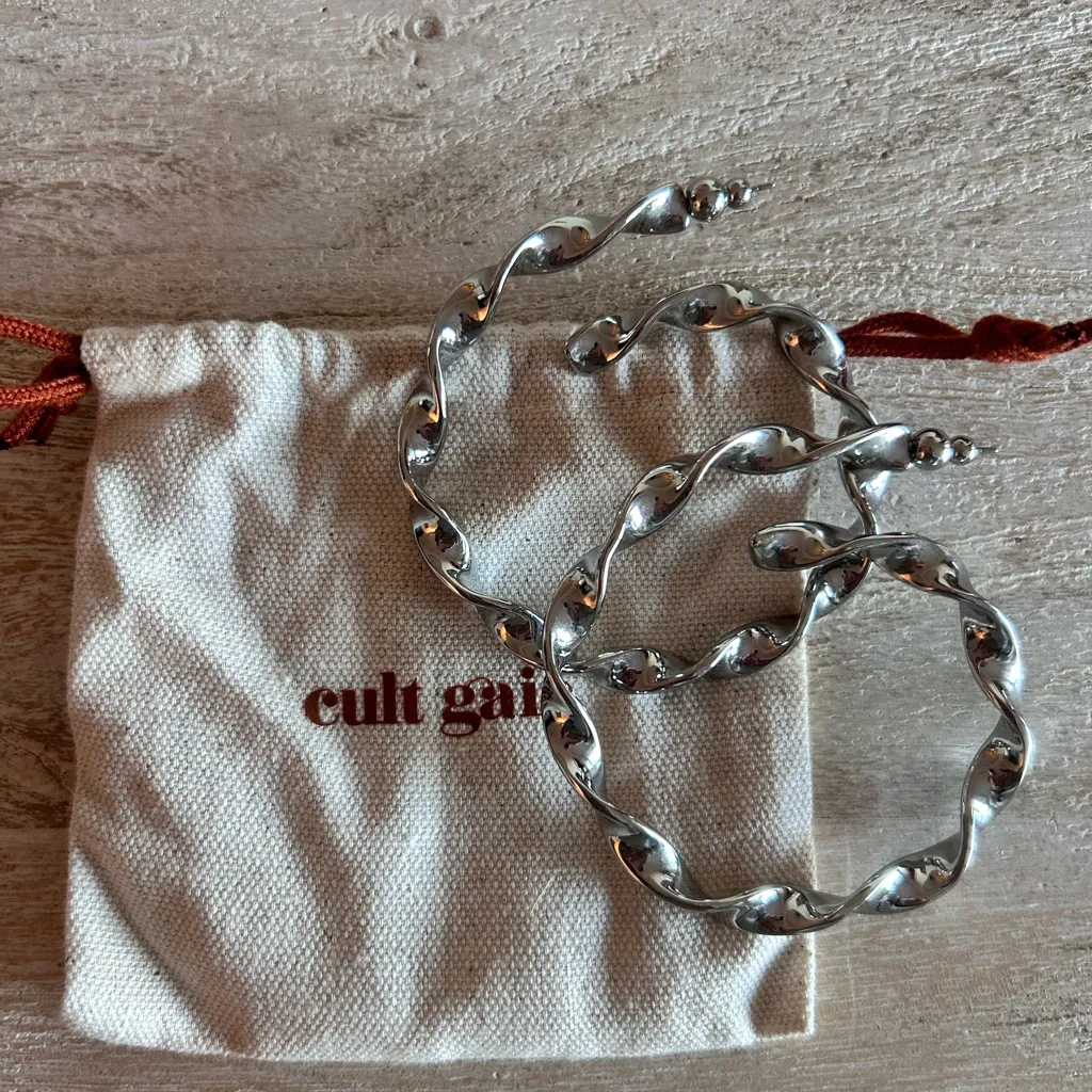 Cult Gaia Ezara Earrings - Image 7