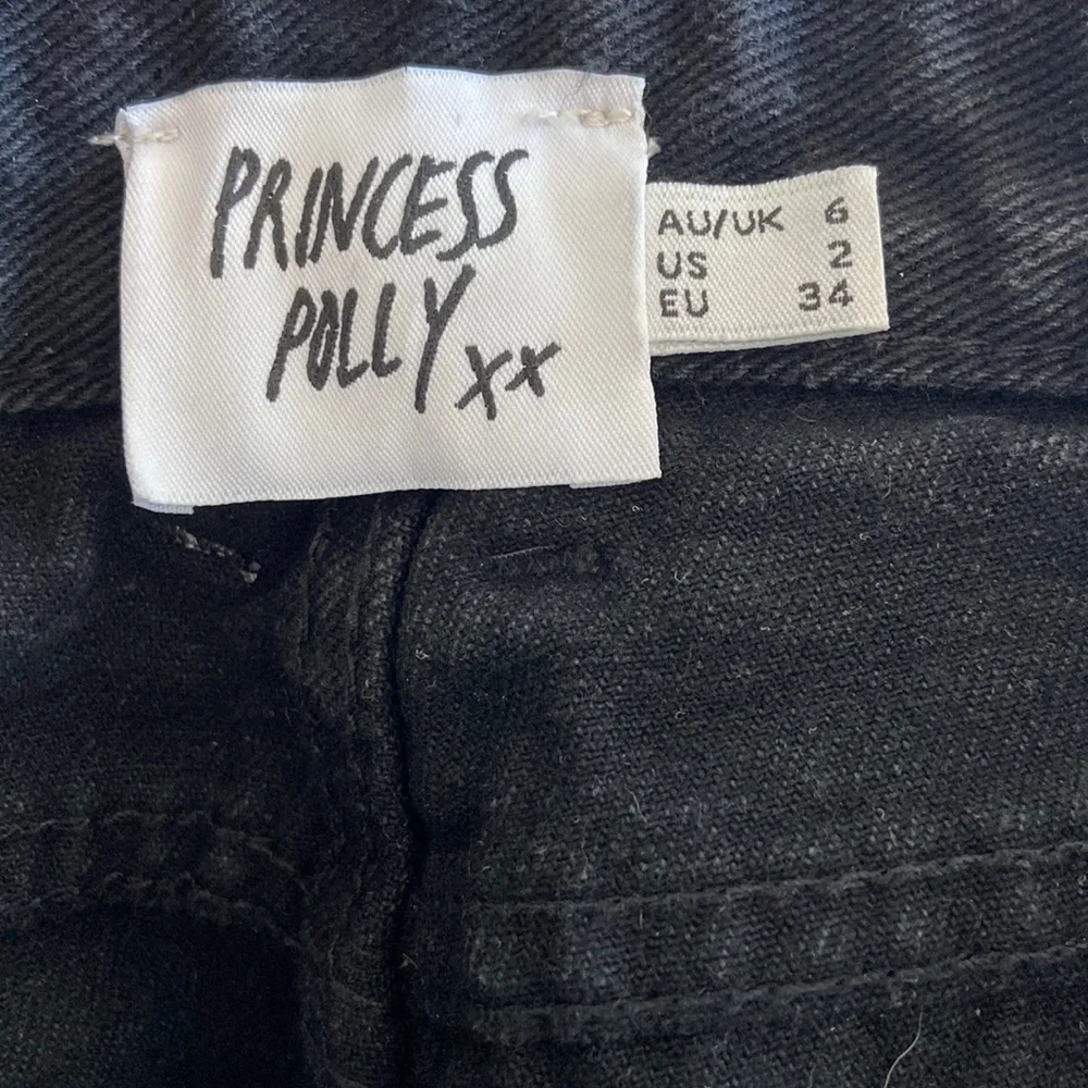 Princess Polly Fall in Line Knee Rips Black Jeans - Image 10