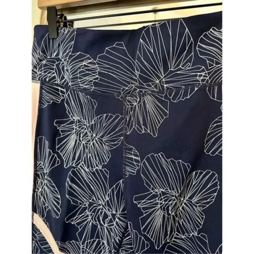 Calvin Klein High Waist Slimming Compression NWT Pants Size‎ XL - Image 3