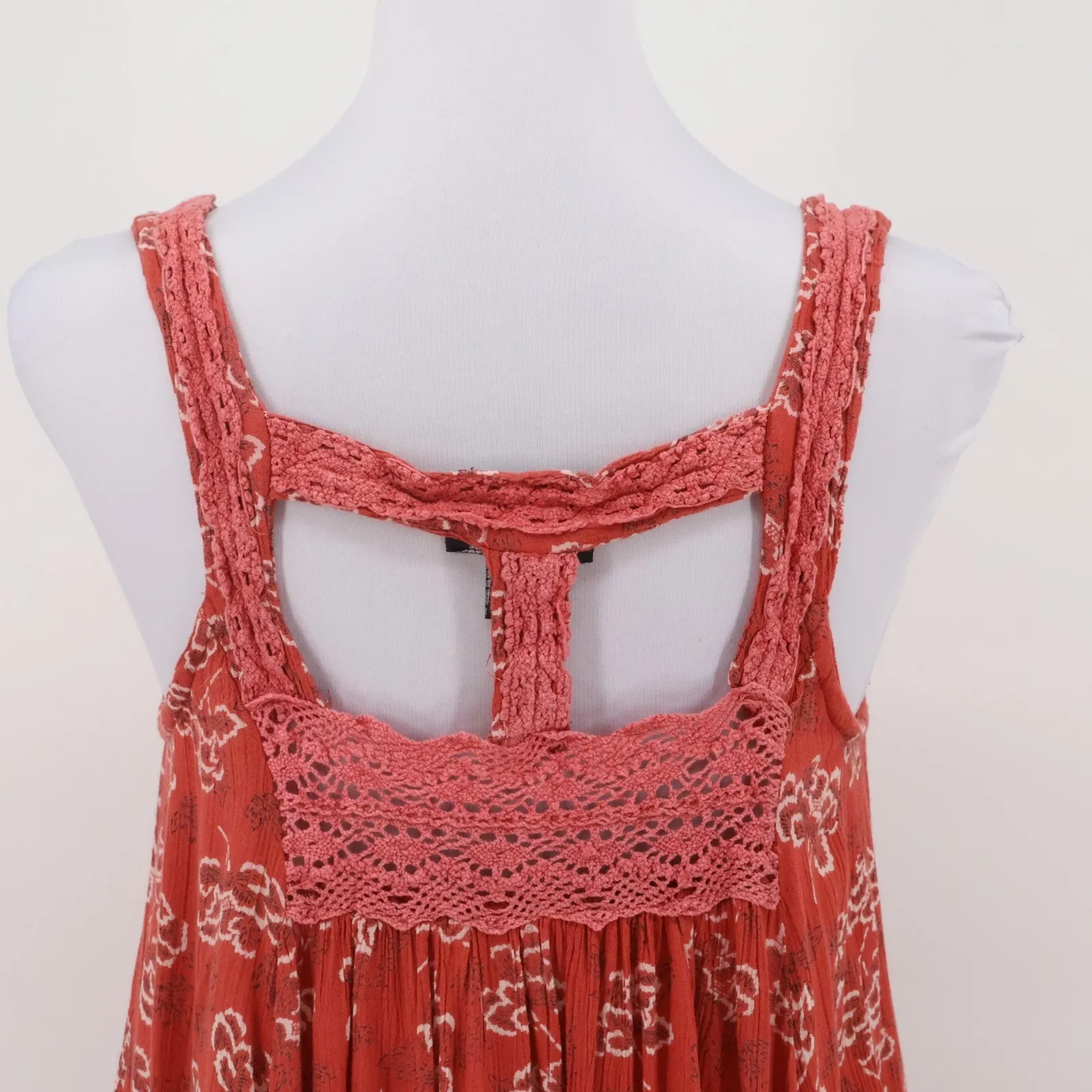 Angie Babydoll‎ Dress Women’s M Boho Crochet Floral Summer Hippie Indie Beachy - Image 4