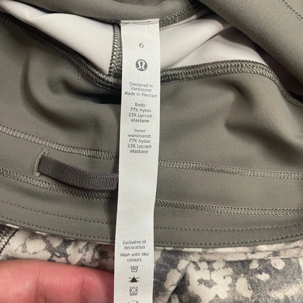 Lululemon Invigorate High-Rise Crop 23" Gritstone White Opal Multi size 6 - Image 9