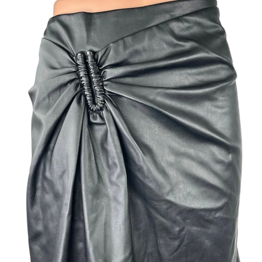 NEW Lucy Paris Black Faux Leather Gathered Ruched Mini Straight Pencil Skirt  L - Image 4