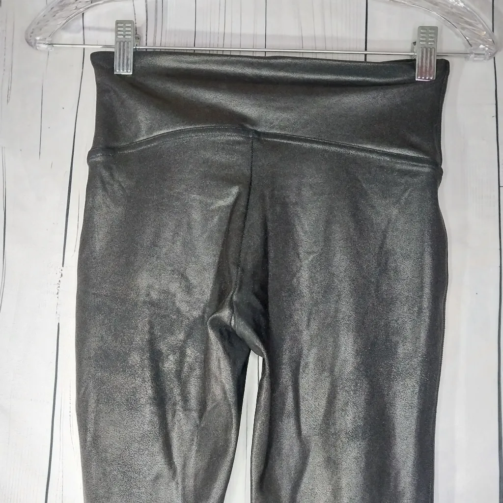 Spanx Black Shiny Faux Leather Leggings Womens M - Image 8