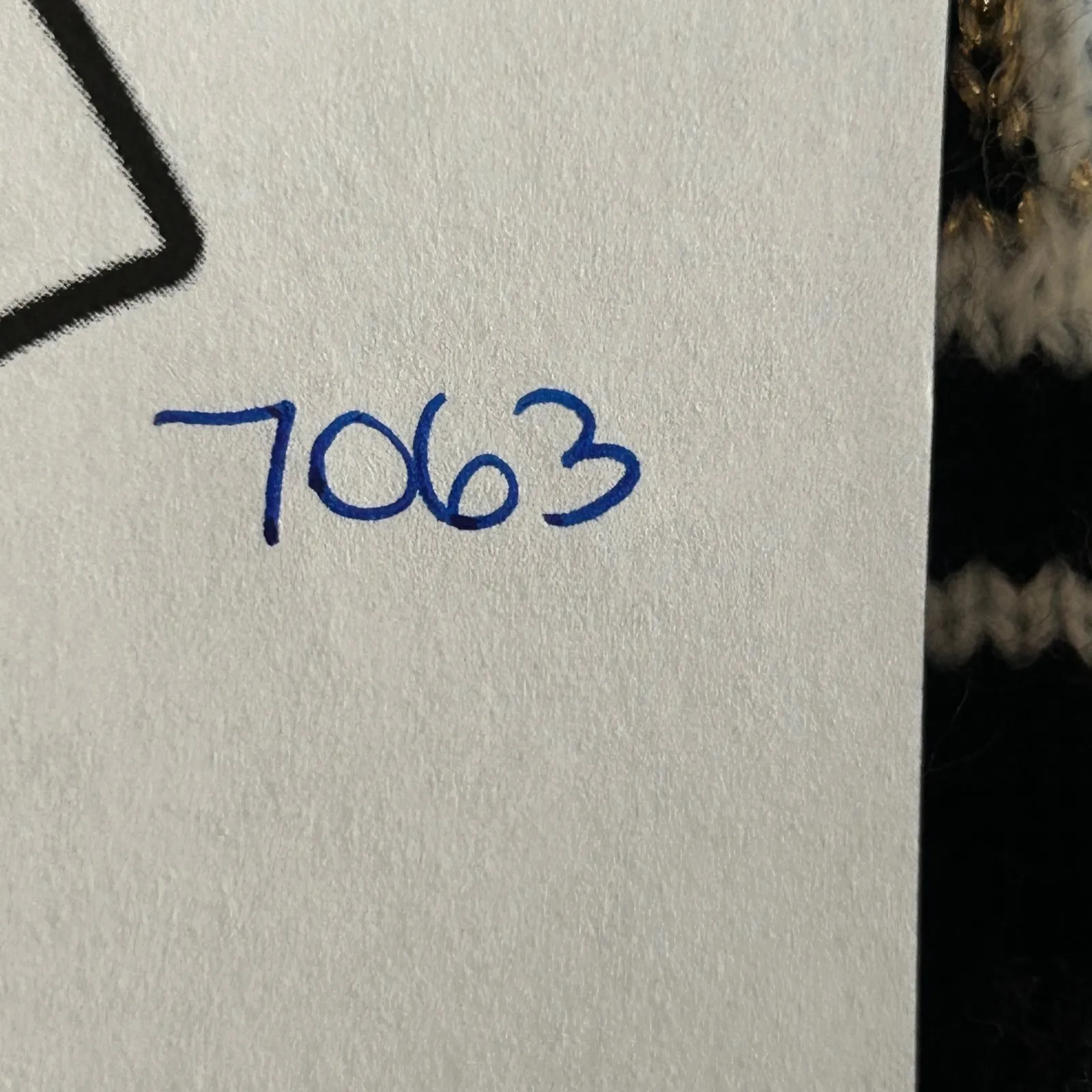 Harry Potter Hogwarts Crest Knit Beanie Hat One Size Black Gold White - Image 8