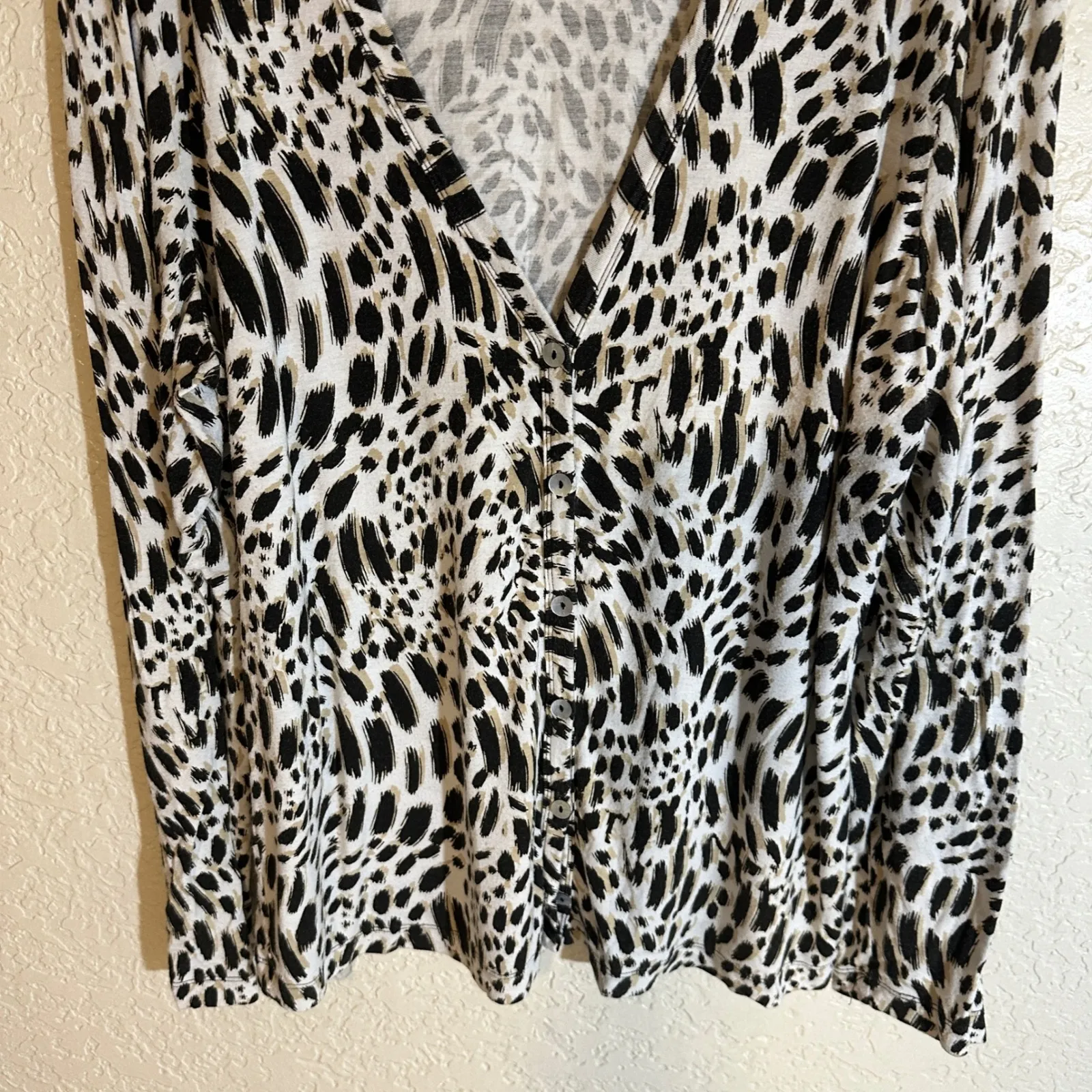Chicos Cardigan XL Leopard Print Long Sleeve V Neck Button Front Women Size 3 - Image 6