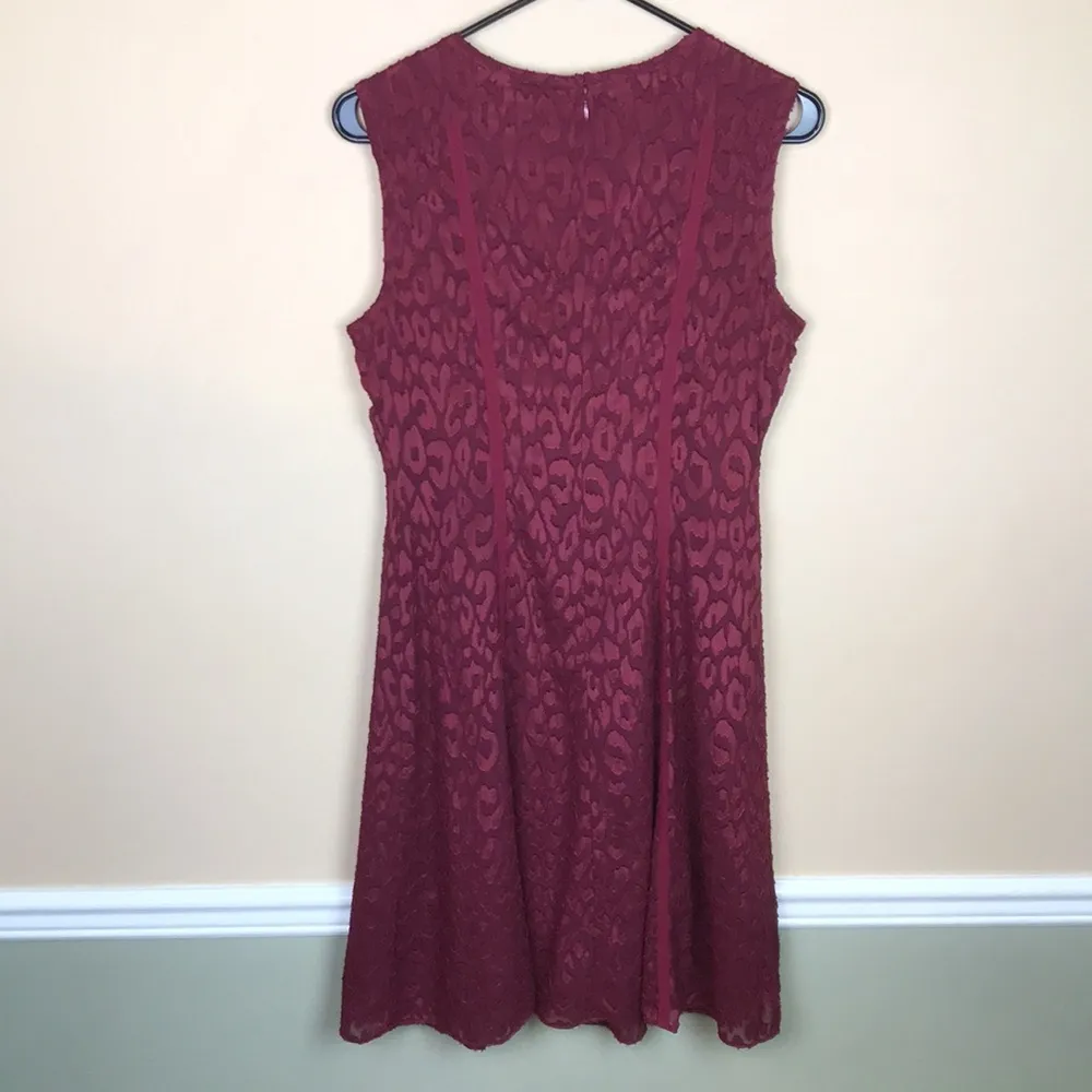 Adrianna Papell Women’s Textured Pattern Net Bust Burgundy Tank A-Line Dress - Image 5