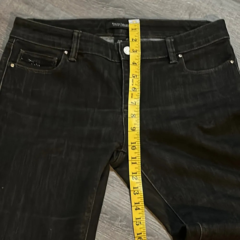 White House | Black Market  Slim Ankle Jeans 6R - Image 7