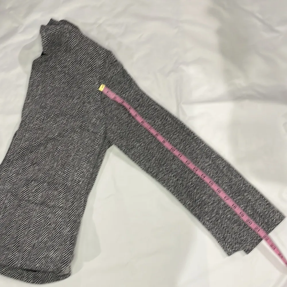 Appleseed chevron patterned black and white soft 2 button blazer jacket - Image 10