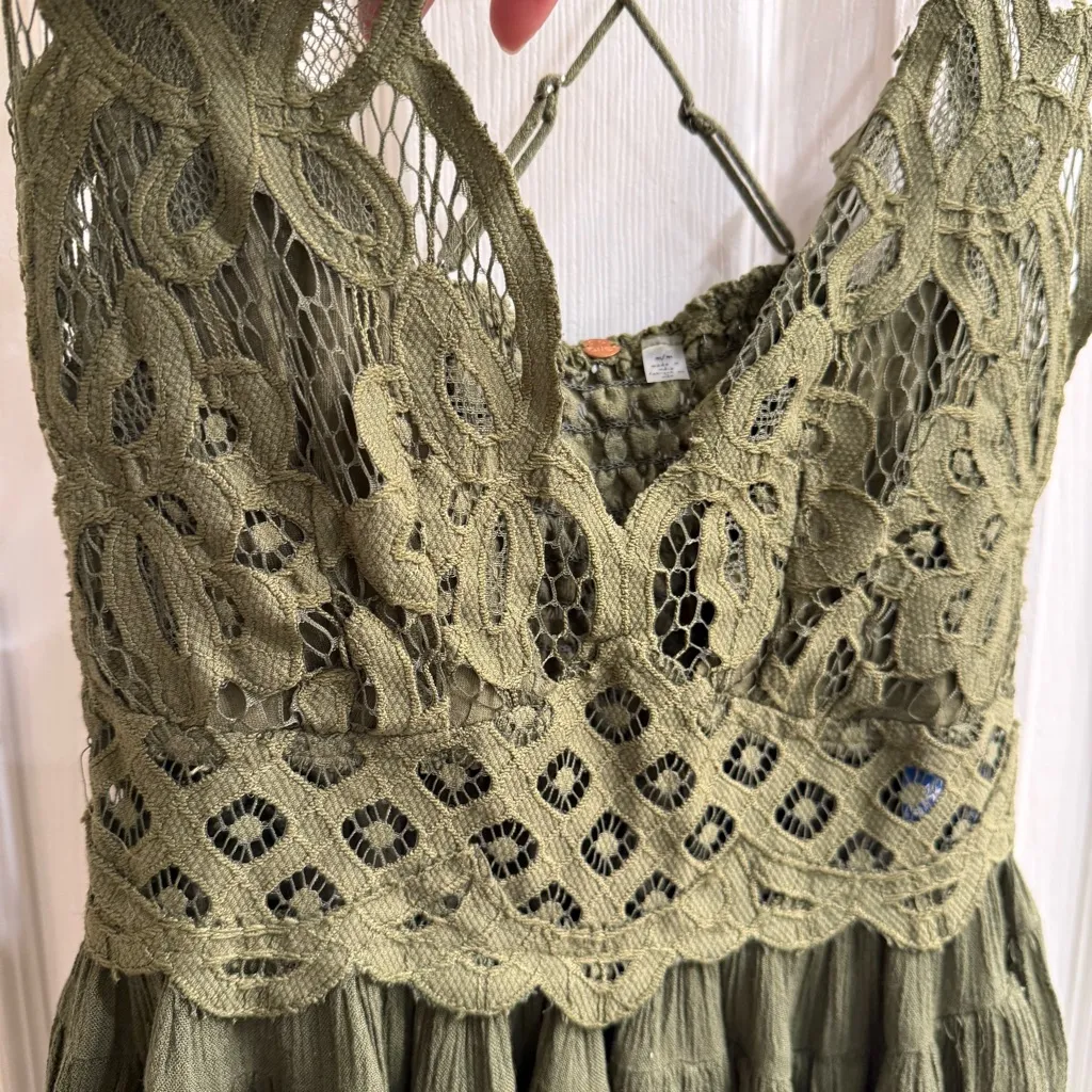 Free People Adella Lace Ruffle Camisole Top Olive Sparrow Forest Green Size M - Image 5