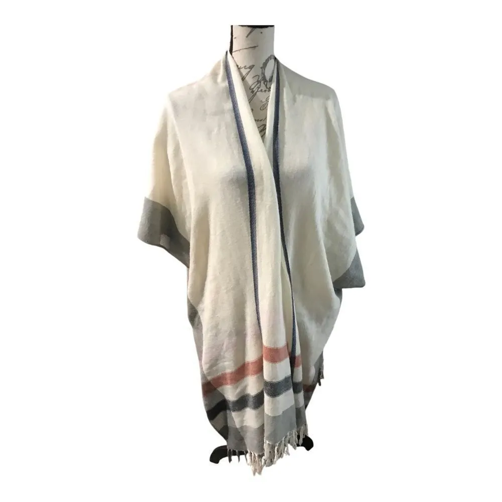 Ann Taylor  Pancho one size Fringe lower level - Image 2