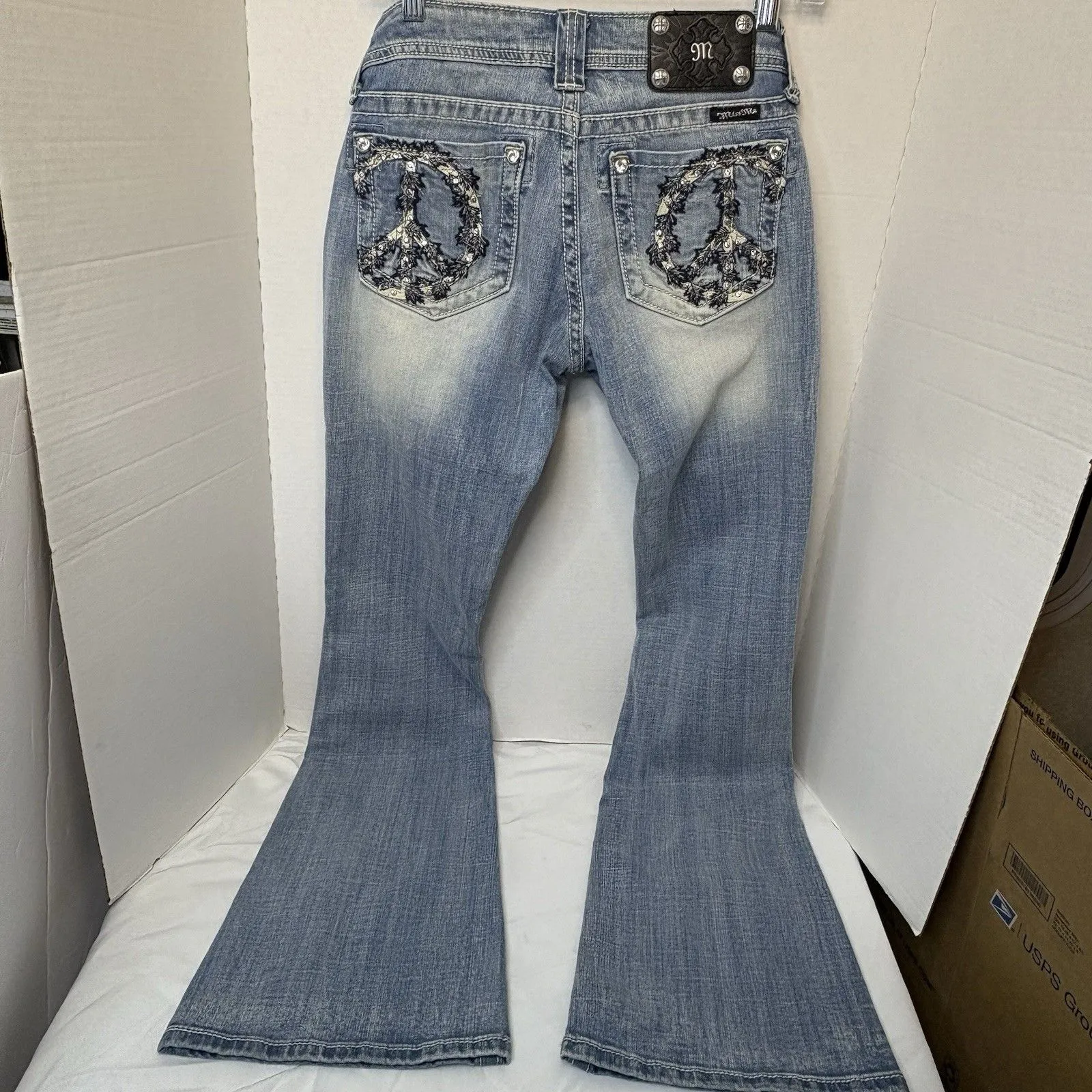 Miss Me JP356F2R Flare Women’s Light Wash Peace Sign Denim Jeans 30x33 - Image 5
