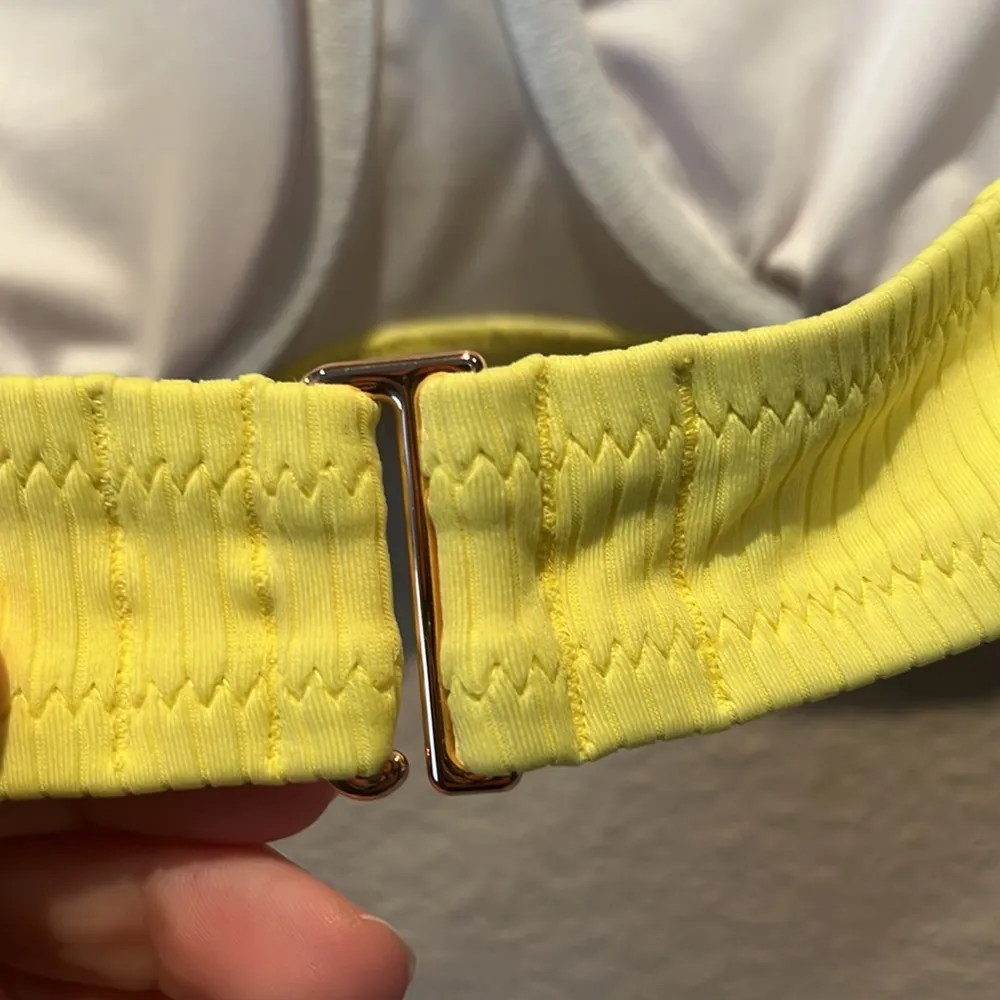 New Shade & Shore Yellow Bandeau Convertible Bikini Top Size 36C NWT - Image 10