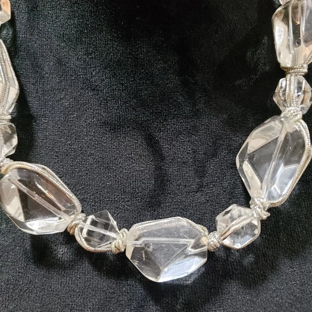 Womens Fashions Luminous Luminary White Stones Collar Necklace w/ Lobster Clasp - Image 6