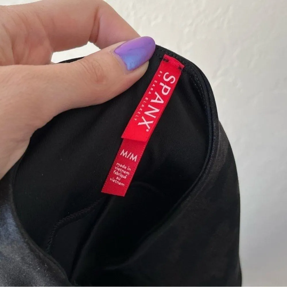 Spanx Faux Leather Camo Print Pull On Leggings Black Size Medium - Image 8