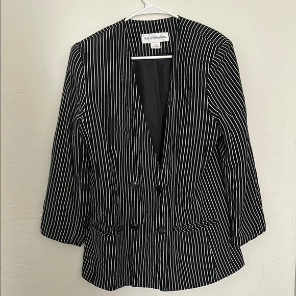 Norton McNaughton Quarter Sleeve Double Breasted Black & White Pinstriped Blazer - Image 1