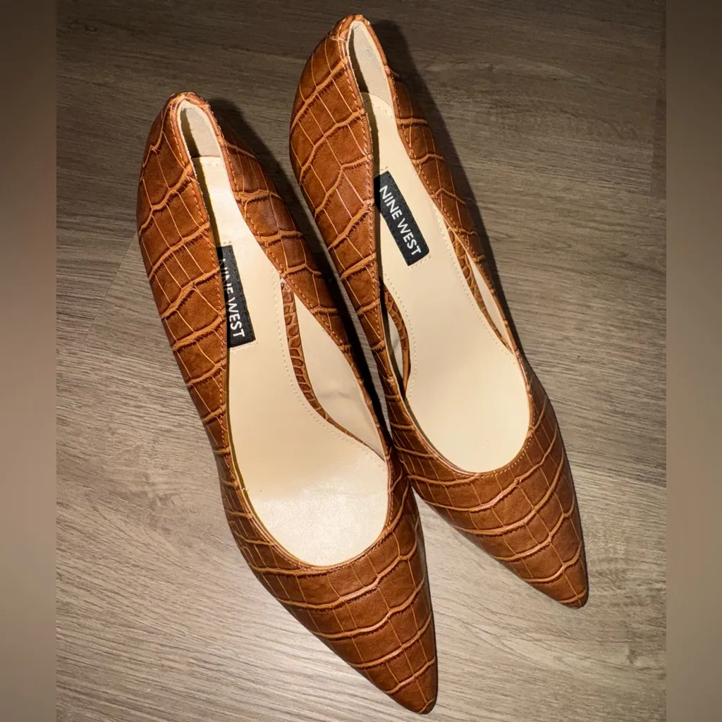 New Nine West Tatiana Pointy Toe Crocodile Embossed Leather Pumps Heels Size 7 - Image 4