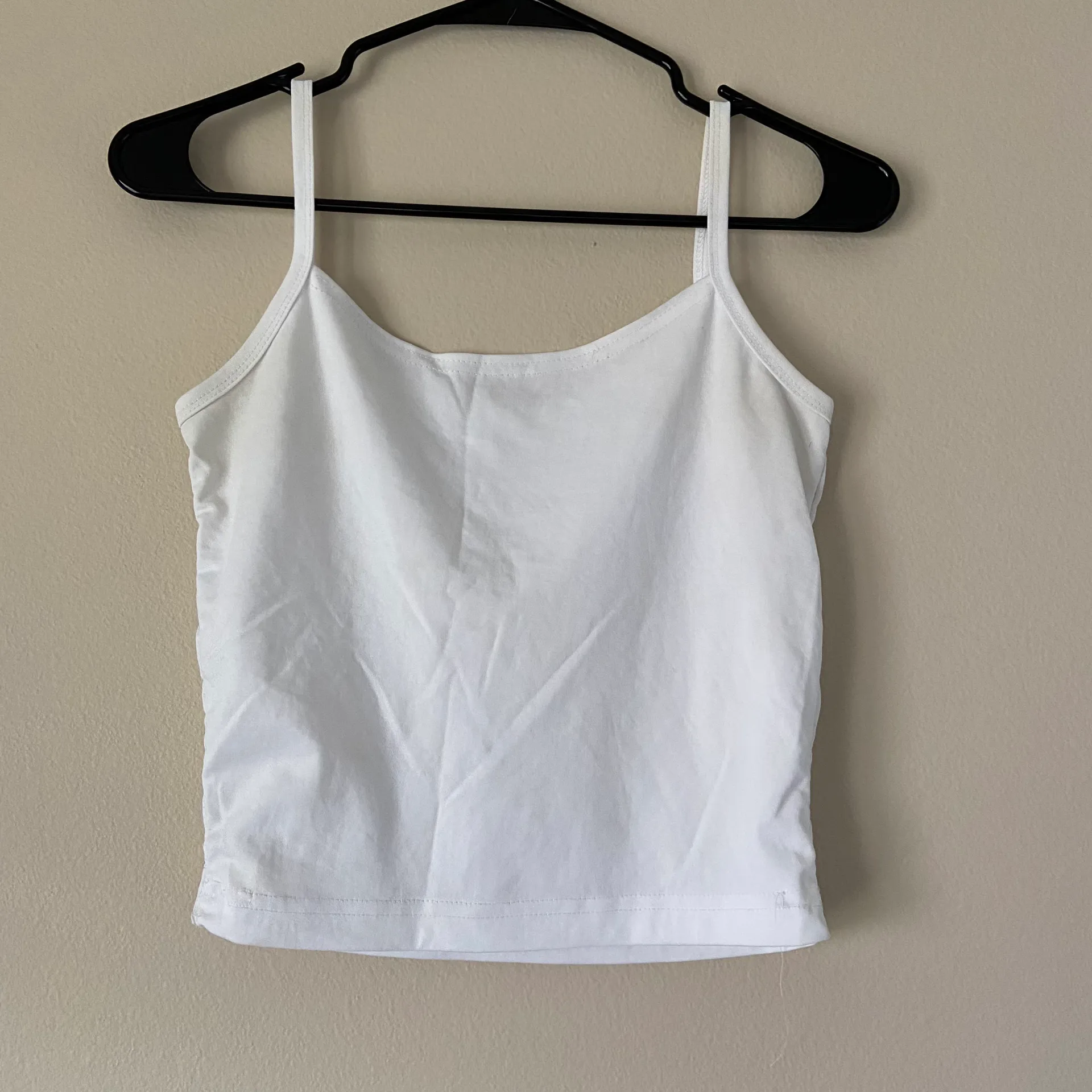 White Scoop Neck Lightweight Tank Top Shirt Classic Summer Casual Minimal - Image 5
