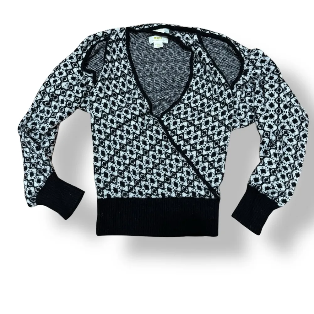 Maeve Anthropologie Black White Knitted Sweater Shrug 2pc Top - Size XSmall - Image 2