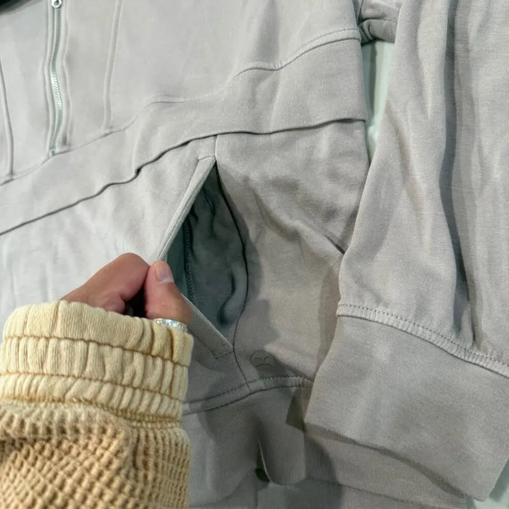 Danskin Scuba Half Zip Athletic Pullover Sweater Women's Medium Taupe Athleisure - Image 3
