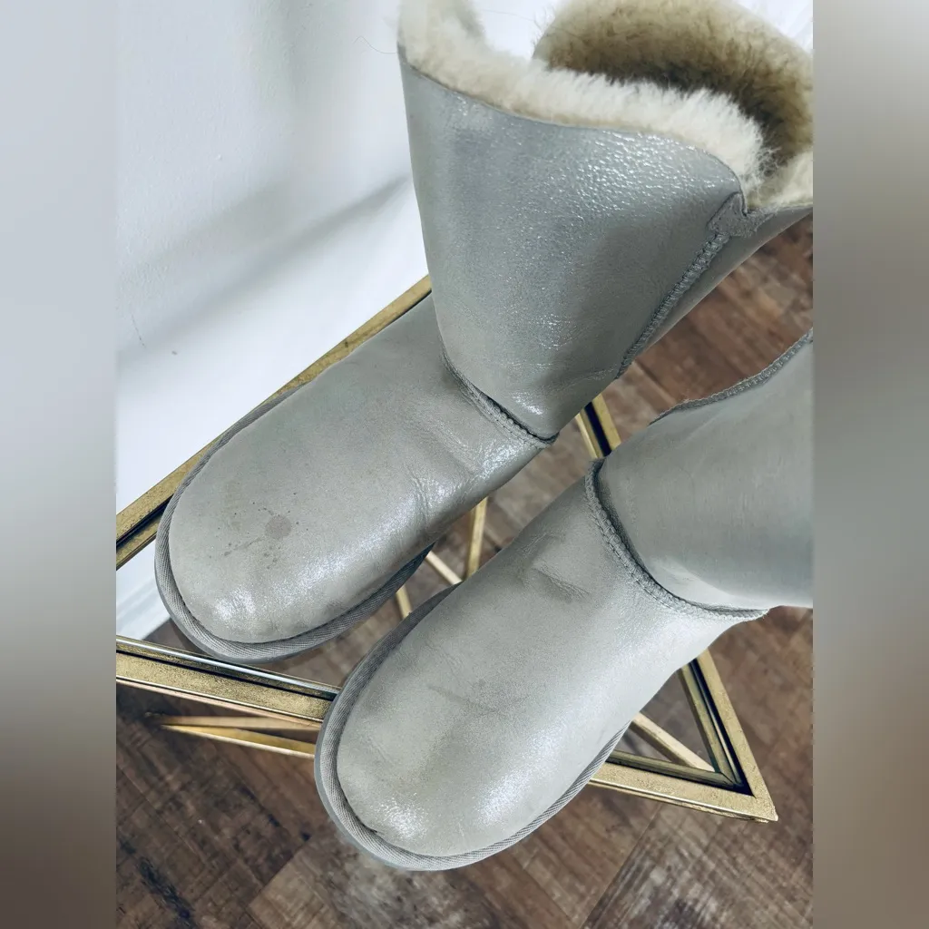 Ugg Bailey Swarovski Button I Do Boot size 8 - Image 8