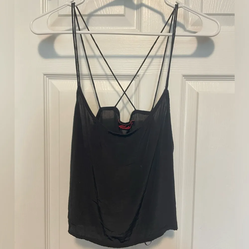 Motel Black Strappy Crop Top Large Lightweight Flowy Beach - Image 3