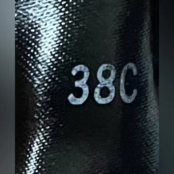 Splash-Black Lace Bra Size 38C - Image 7