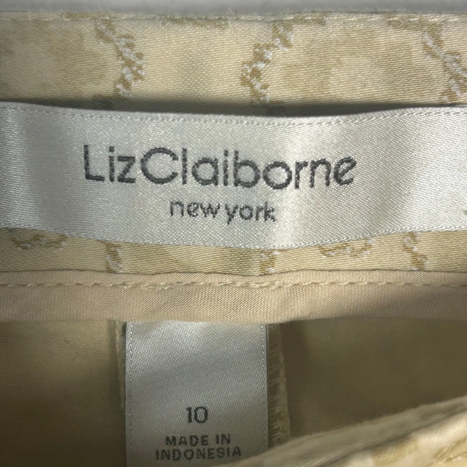 Liz Claiborne Jackie Pants Womens Size 10 Beige Geometric Print Straight Leg - Image 3