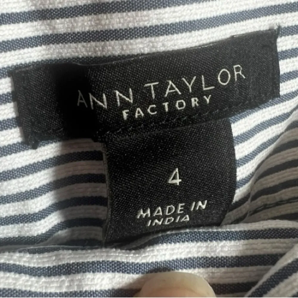 Ann Taylor Striped‎ Ankle Pants Size 4 Classic Nautical Casual Preppy Career - Image 3