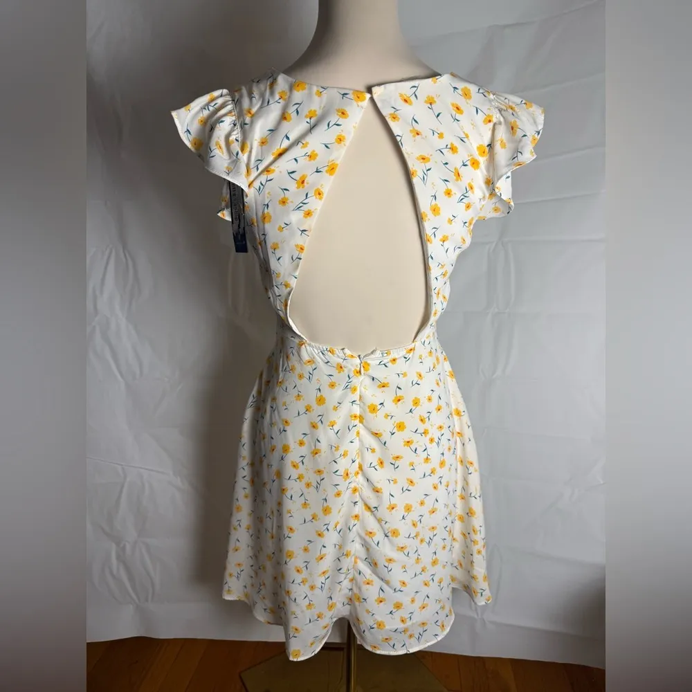 NWT Lulu's Yellow and Orange Fit and Flare Sundress with Flutter Sleeves - Image 2