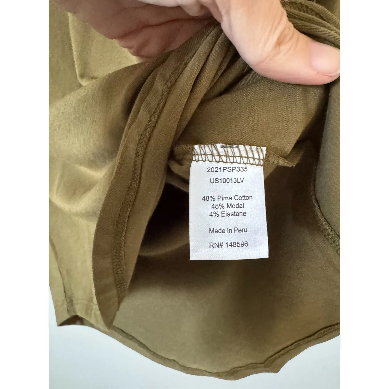 Universal Standard V-Neck Long Sleeve T-Shirt Olive Green Size 00-0 - Image 7