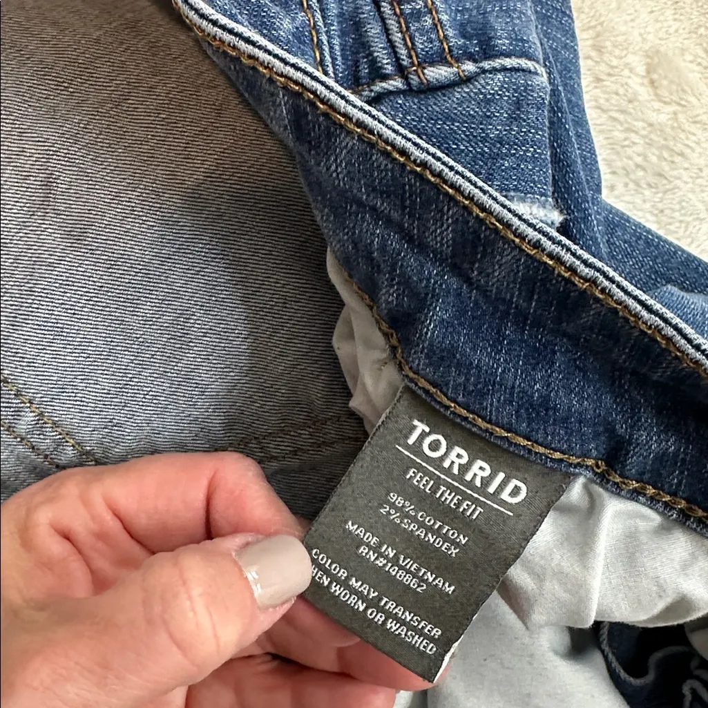 Torrid Distressed Jean Shorts - Image 5