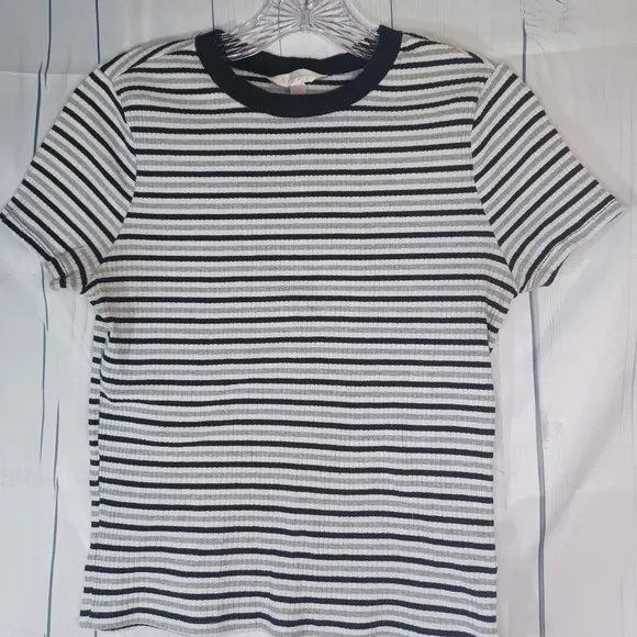No Boundaries 90’s grunge striped ribbed juniors cropped fitted top - Image 1
