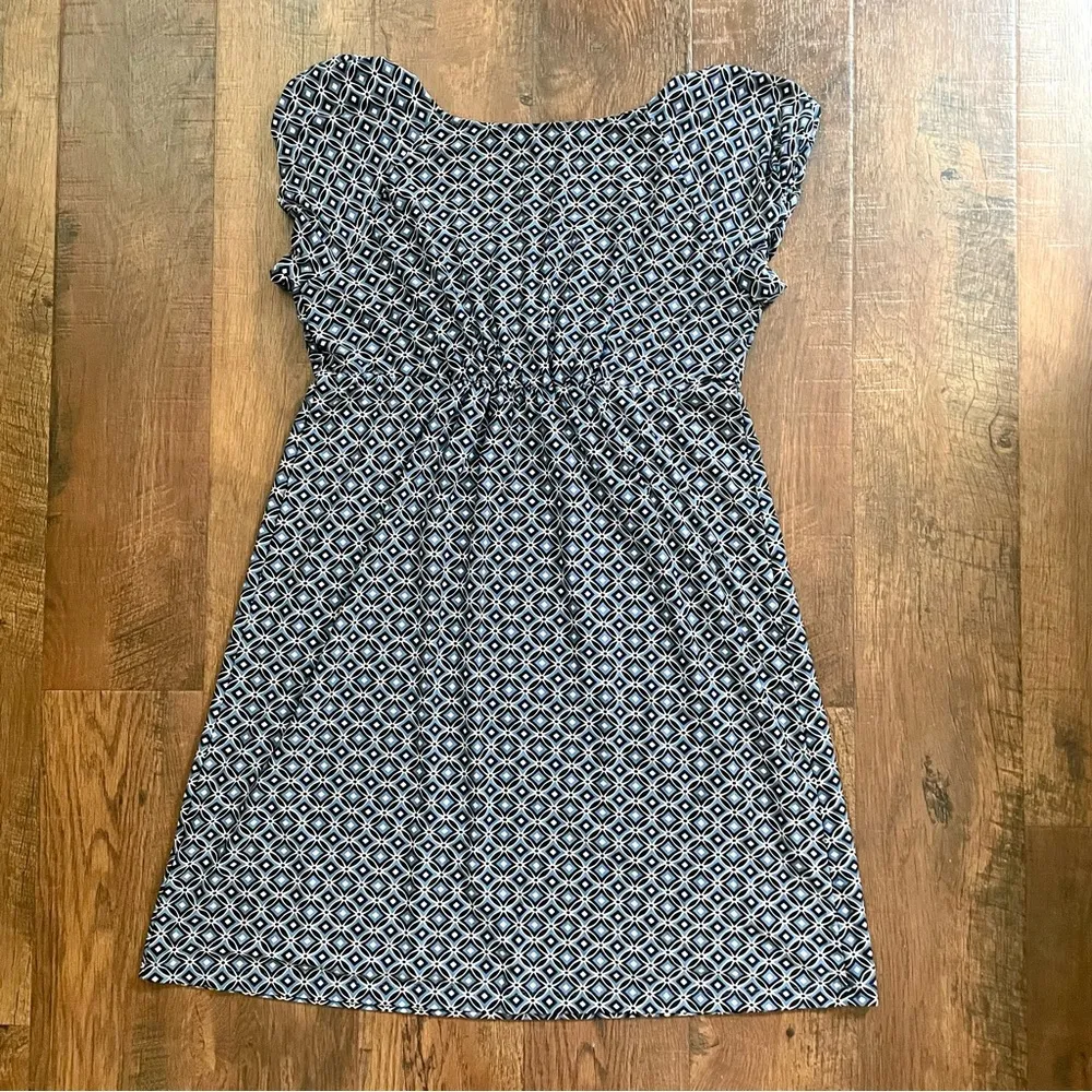 DAISY FUENTES empire waist dress, size Petite XL (PXL) - Image 5