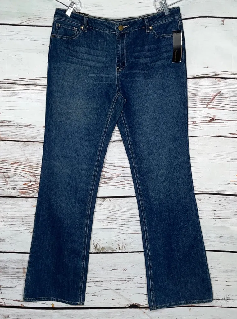Daisy Fuentes NWT Size 14 Blue Denim Mid Rise Bootcut Jeans - Image 1