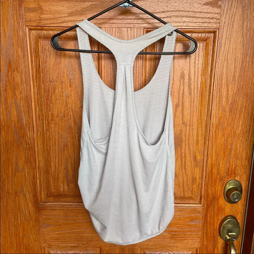 Lululemon 105 F Singlet Tank Top - Image 11