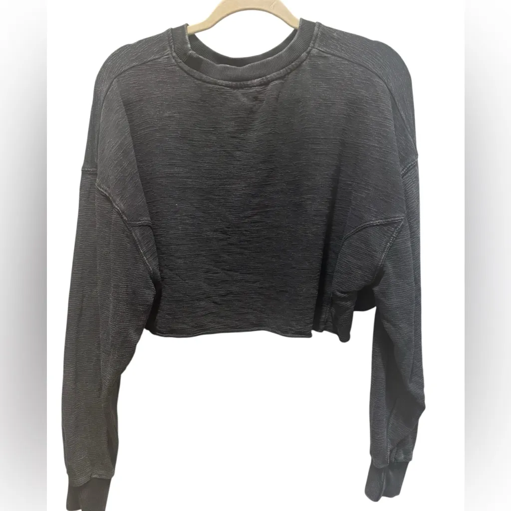 Mono B Charcoal Cropped Top Black - Image 2