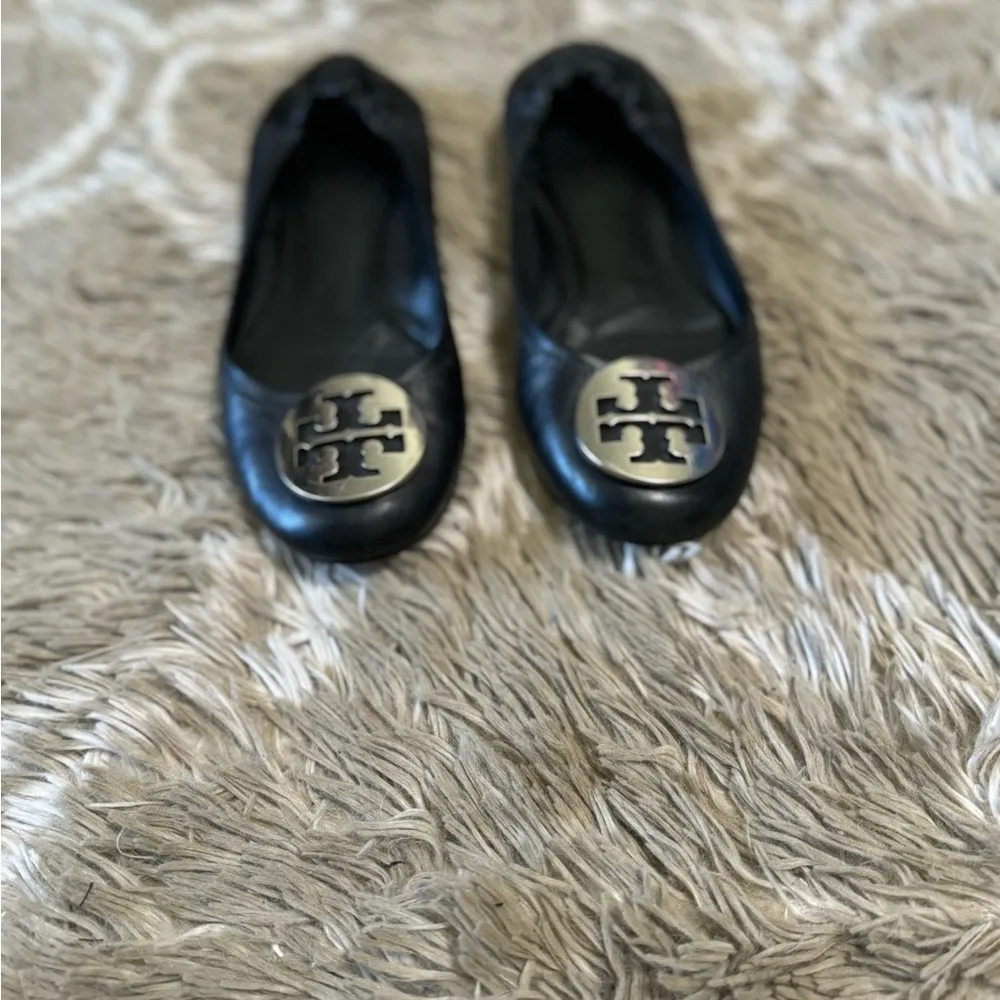 Tory Burch Travel Flats Black Logo Silver size 7 - Image 4