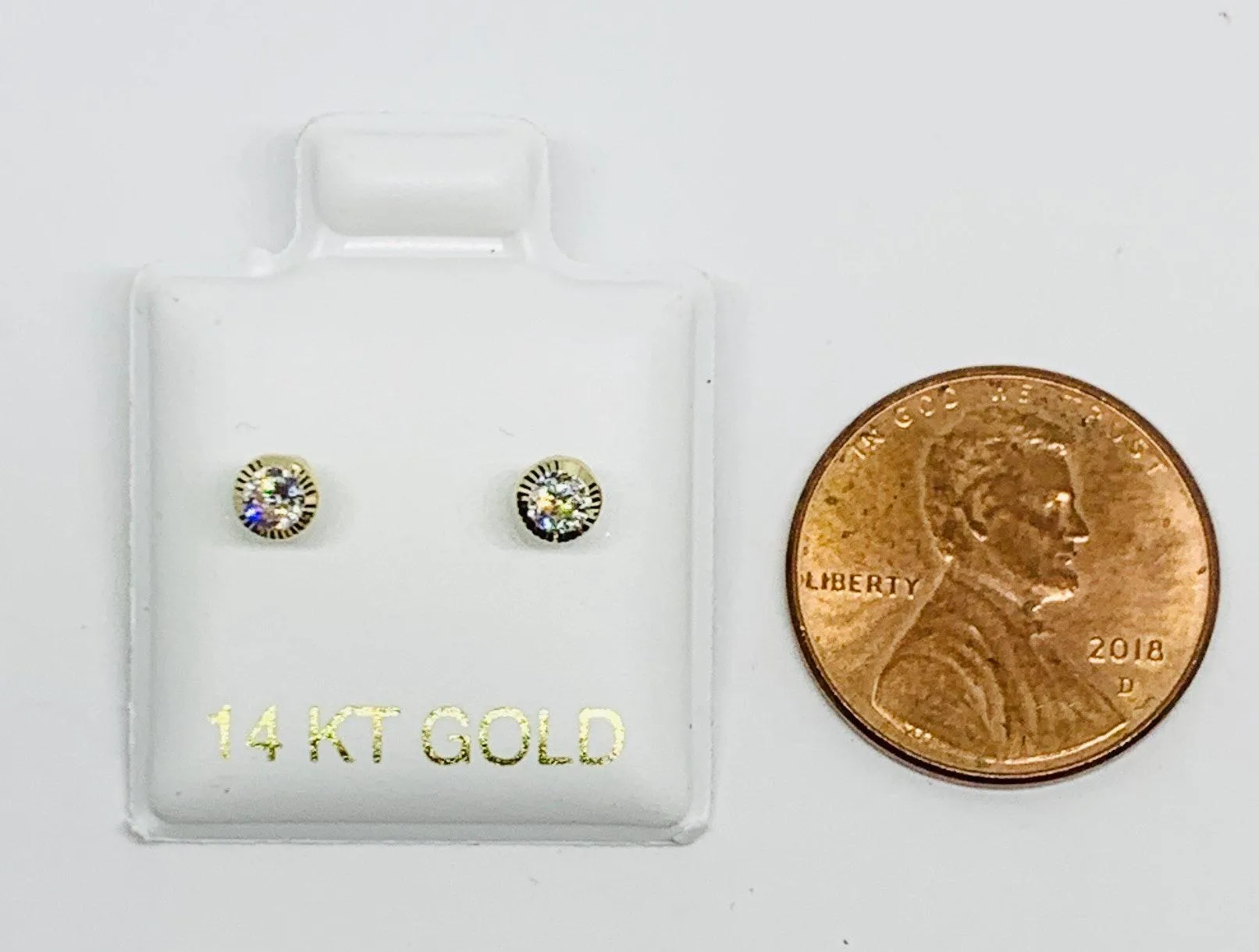 Real 14k Gold Studs Earrings Blue Cubic Zirconia - Image 4