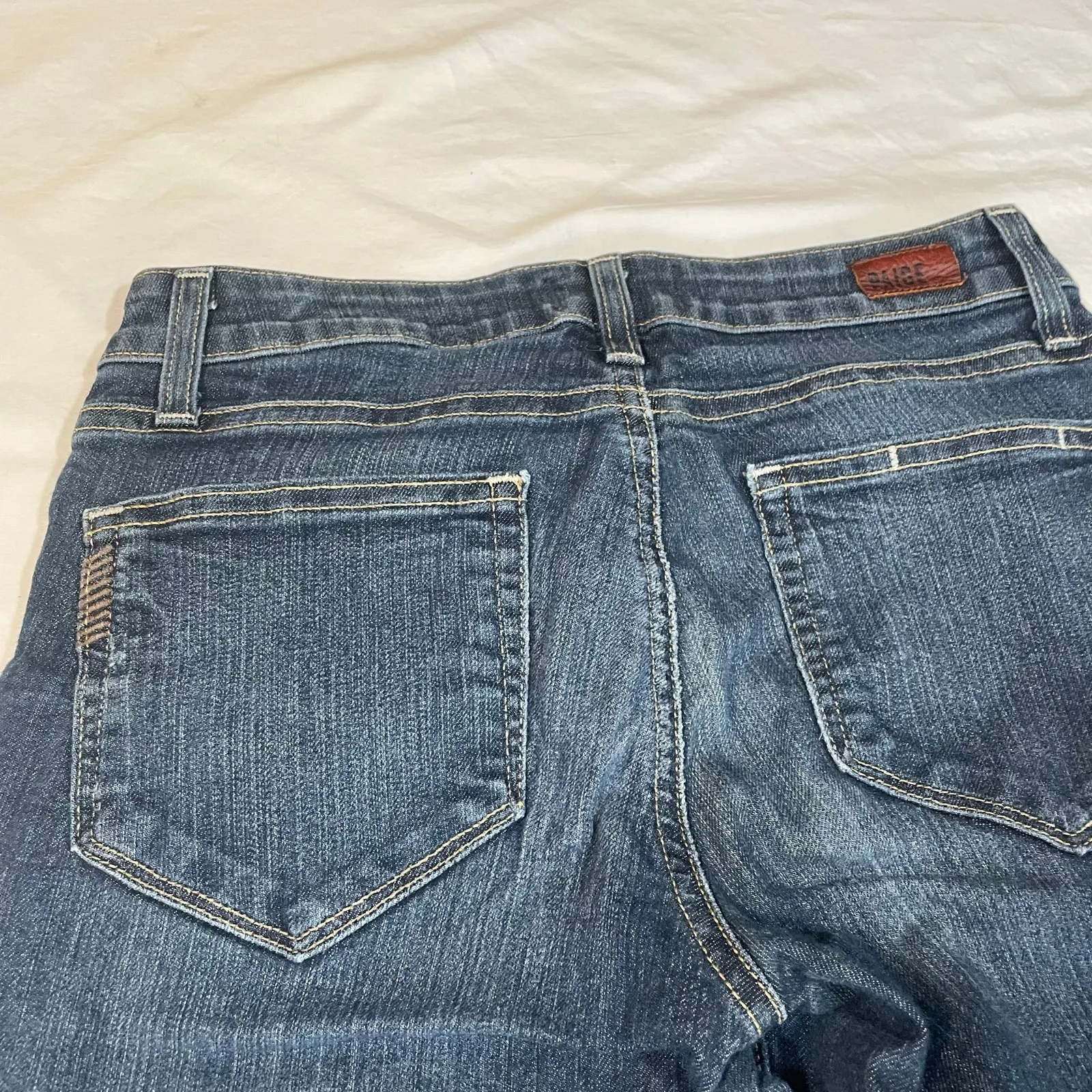 Paige denim Kylie crop jeans. Size 26. Dark wash.  Finished hem. Zip fly - Image 5