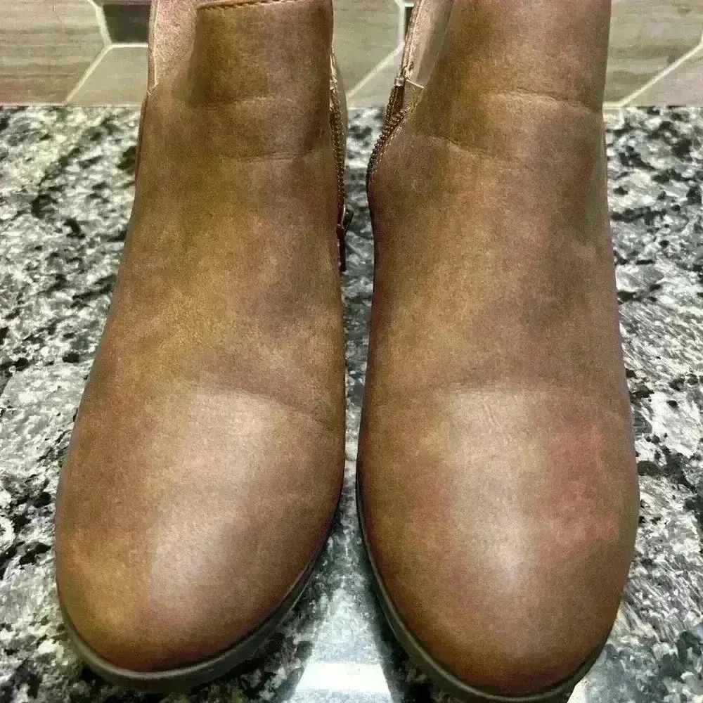 Unr8ed Brown Angle Women’s Boots Size 8.5 GREAT CONDITIONS! - Image 11