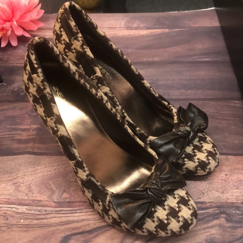 Nine West sz 10 women brown & tan shoes - Image 3