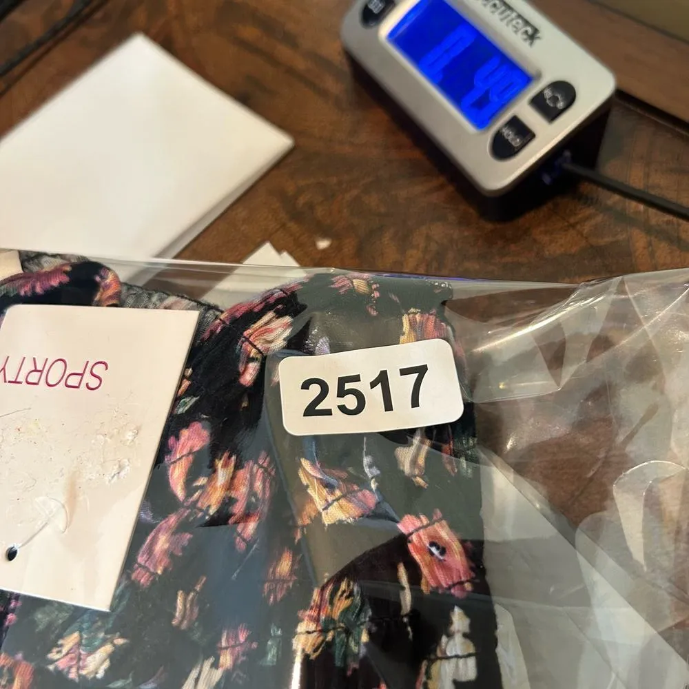 Kohl's SO Top Womens Juniors‎ XXL Black Floral Smocked Tank Top NEW Size undefined - Image 9