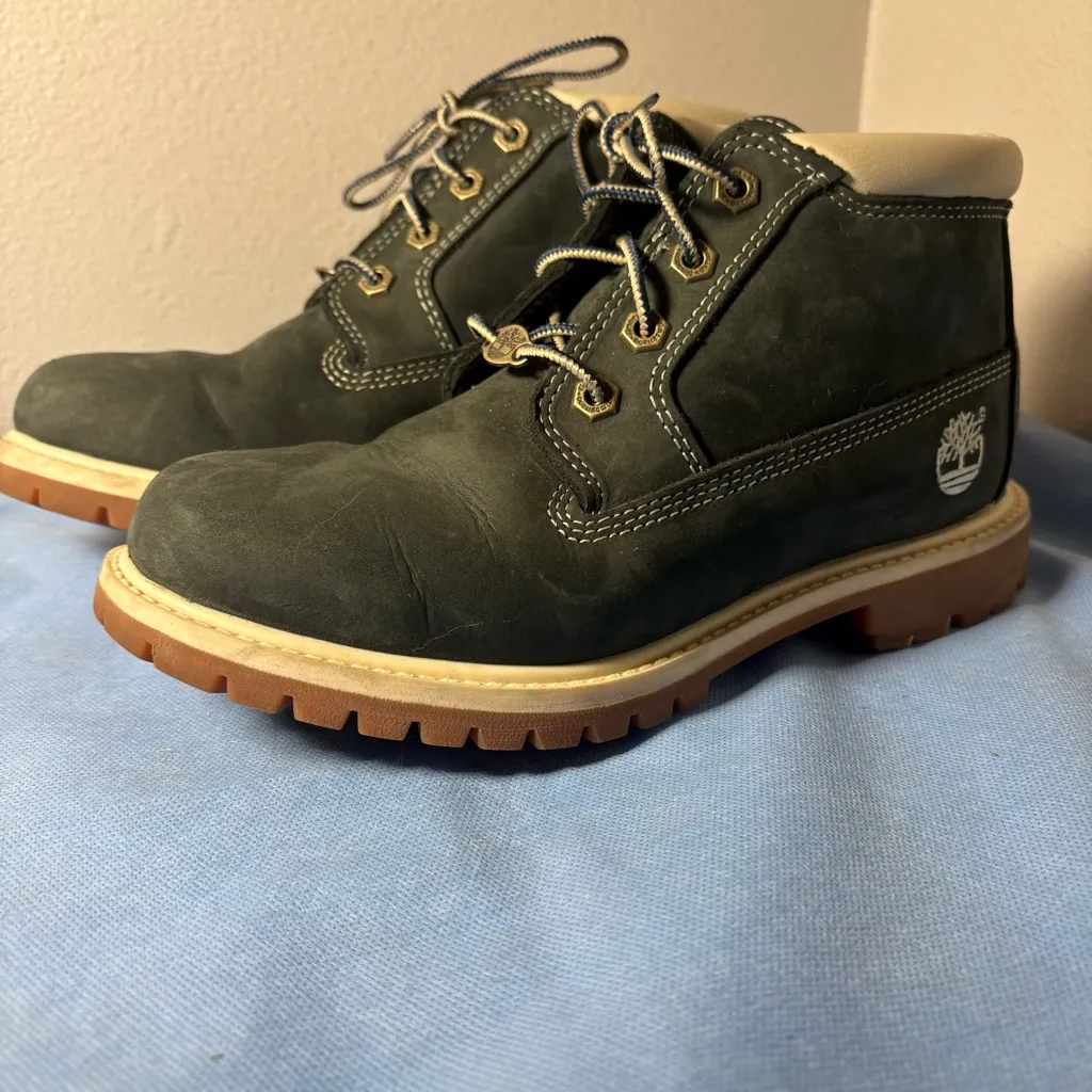 Timberland Women's Nellie Waterproof Chukka Boot in blue nubuck leather NWOT - Image 7